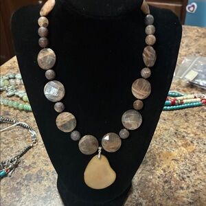 Chic Brown Stone Necklace